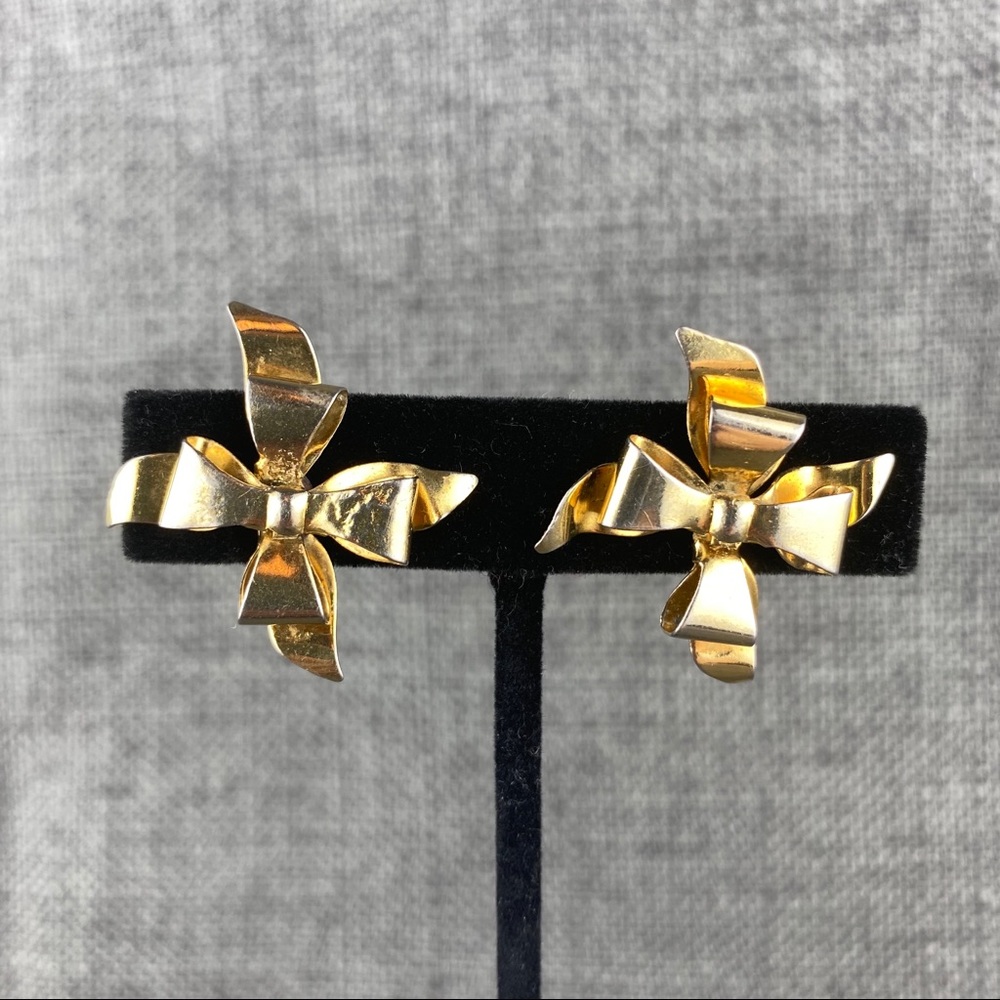 Vintage Gold Metal Bow Screw Back Earrings